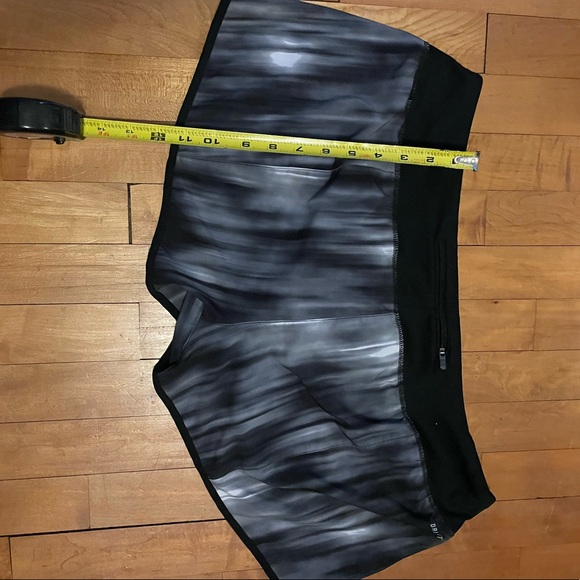 Nike Dri-Fit shorts - Picture 2 of 4